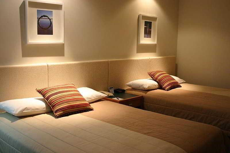 ซูดิมาเล้คโรโตรัวโฮเต็ล Hotel ภายนอก รูปภาพ