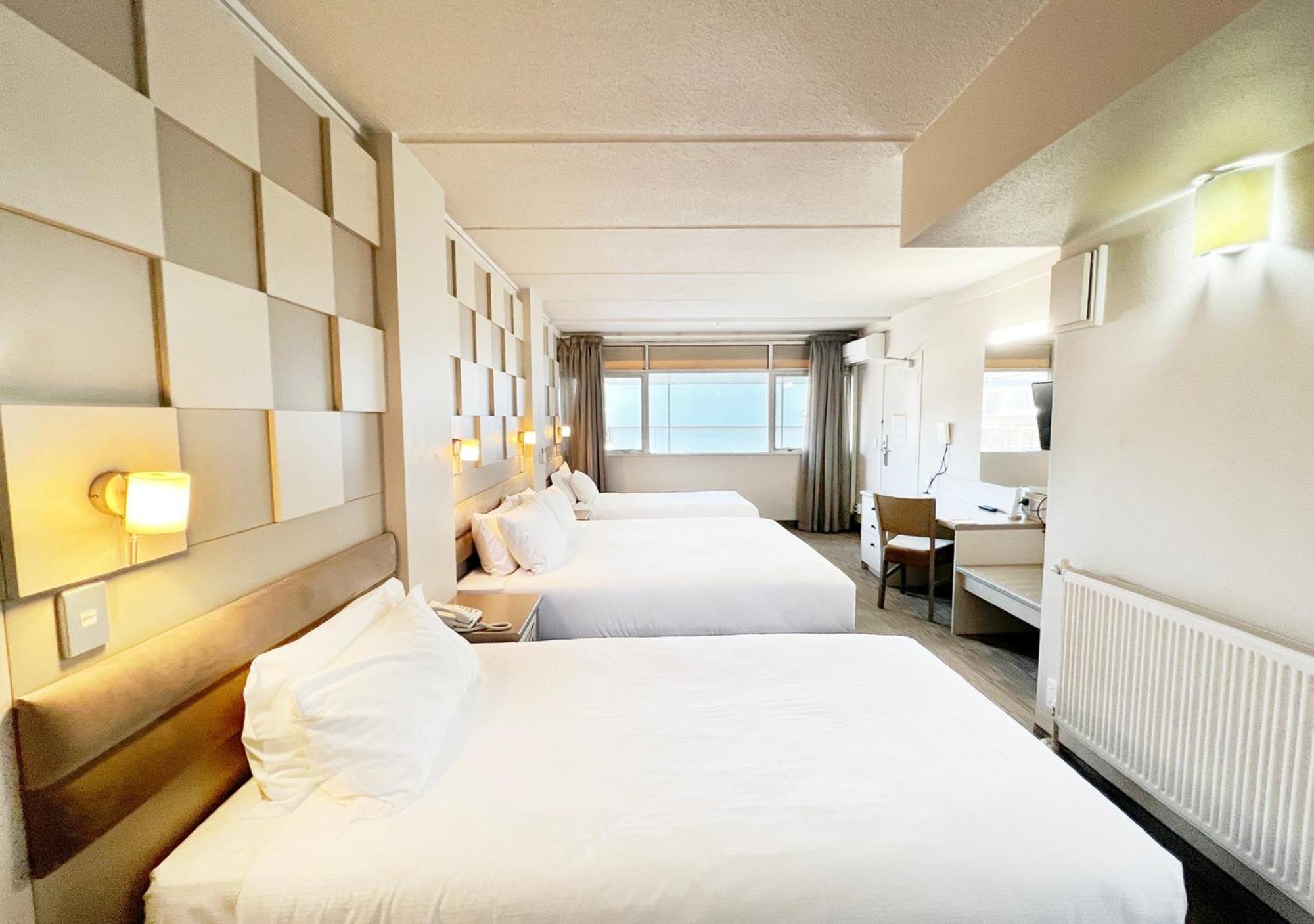 ซูดิมาเล้คโรโตรัวโฮเต็ล Hotel ภายนอก รูปภาพ