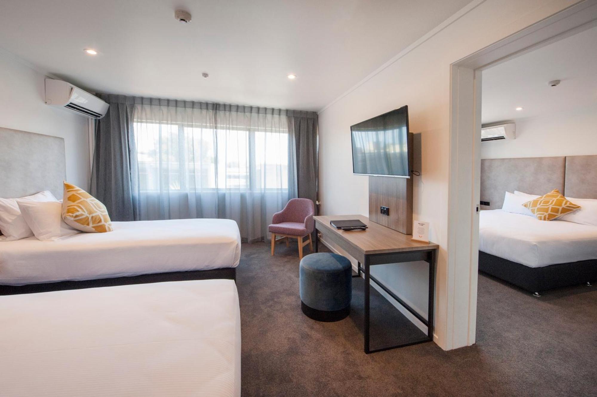 ซูดิมาเล้คโรโตรัวโฮเต็ล Hotel ภายนอก รูปภาพ