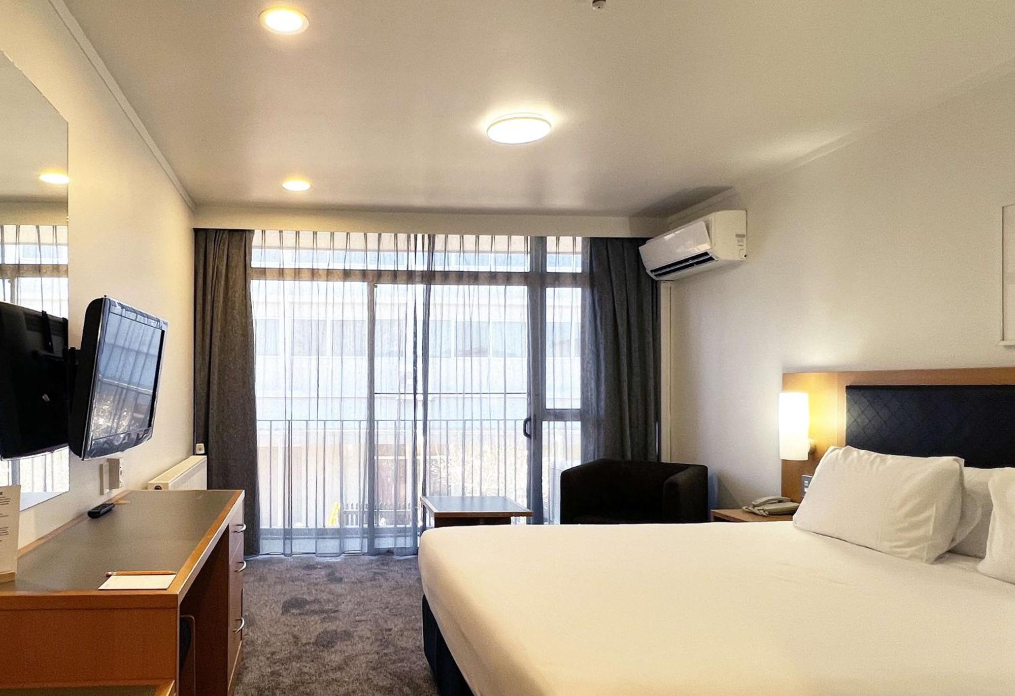 ซูดิมาเล้คโรโตรัวโฮเต็ล Hotel ภายนอก รูปภาพ