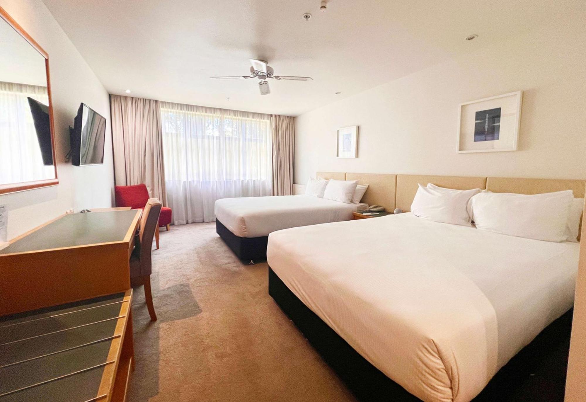 ซูดิมาเล้คโรโตรัวโฮเต็ล Hotel ภายนอก รูปภาพ