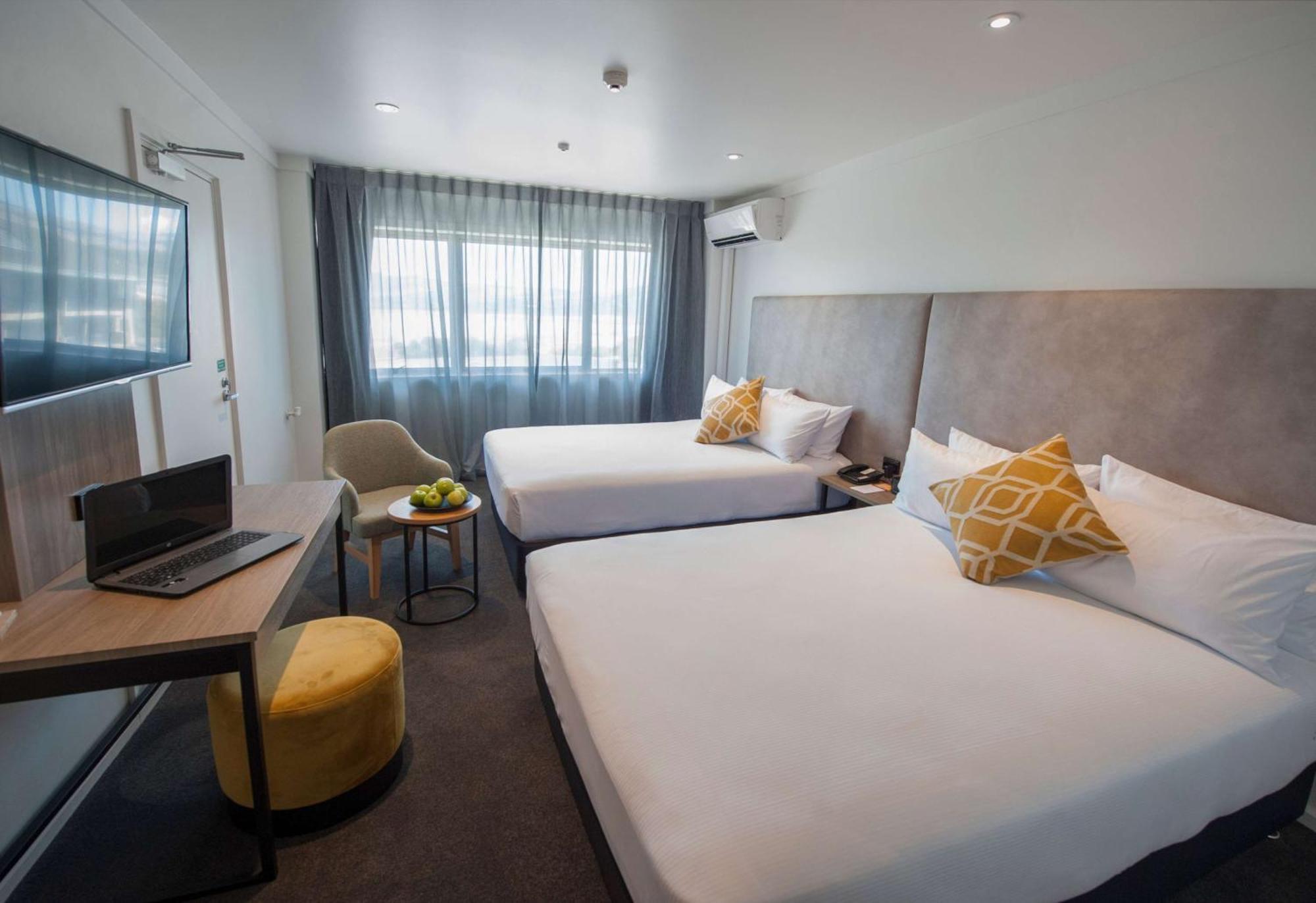 ซูดิมาเล้คโรโตรัวโฮเต็ล Hotel ภายนอก รูปภาพ