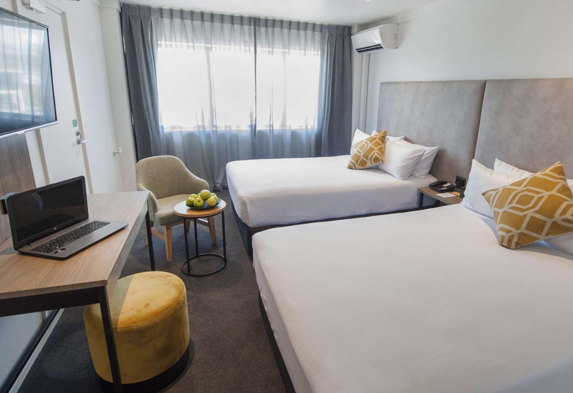 ซูดิมาเล้คโรโตรัวโฮเต็ล Hotel ภายนอก รูปภาพ