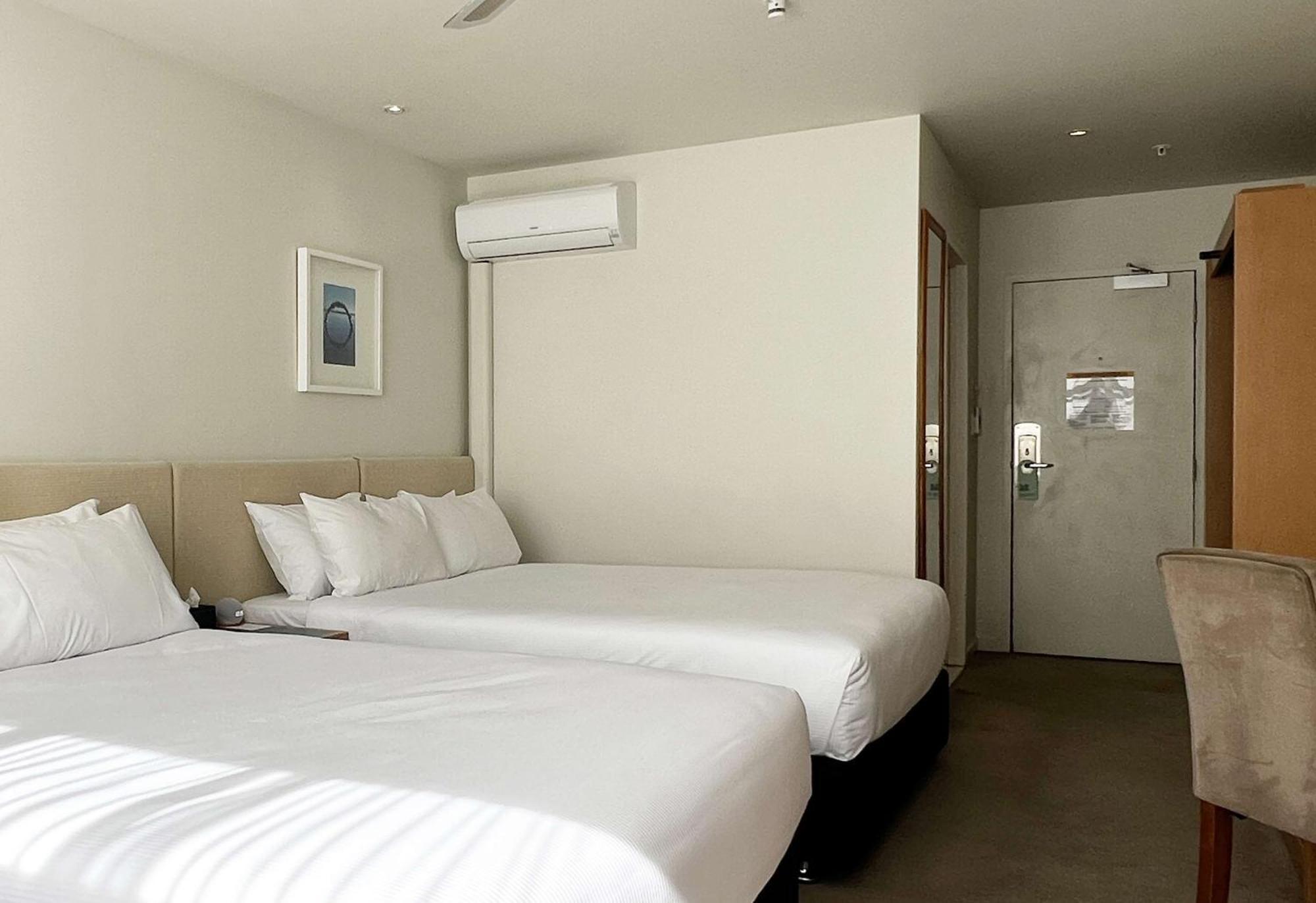 ซูดิมาเล้คโรโตรัวโฮเต็ล Hotel ภายนอก รูปภาพ